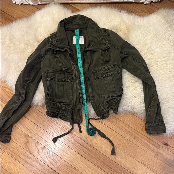 A&F Utility Jacket - Picture 7 of 9